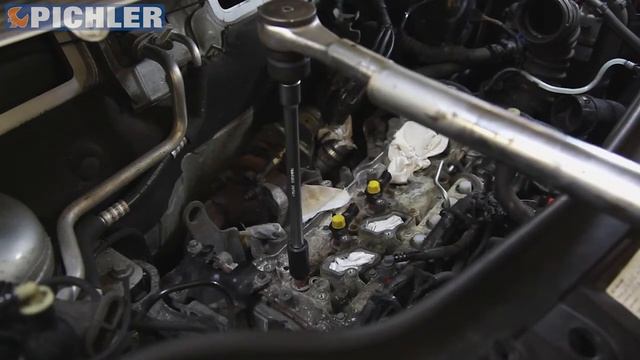 Pichler porlasztó kihúzó hidr. klt. 2.0 DCi M9R-M9T-R9M +20 t. henger смотреть онлайн