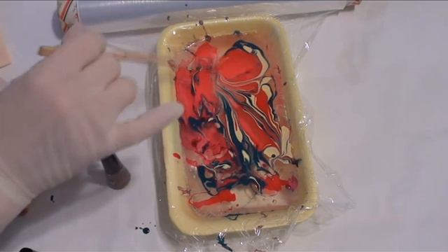 Часть 3 мраморный фон с помощью лака для ногтей. .