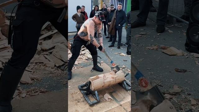 КОГДА ТЫ МОЛОДОЙ смотреть онлайн