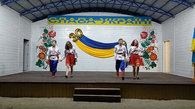 Танець "Дикий мед" колектив Україночки #деньнезалежності #30роківнезалежності #СофіївськийСБК смотреть онлайн