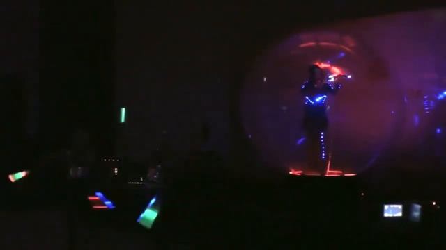 Zain LED Violin in Bubble смотреть онлайн