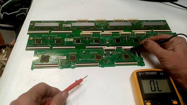 Плазма LG 42PQ200R-ZA ремонт. смотреть онлайн