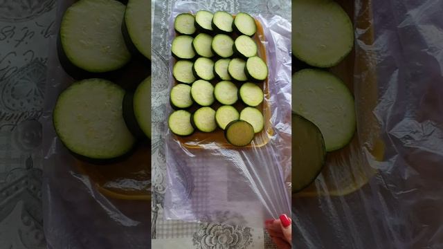 Как удобно заморозить кабачки? смотреть онлайн