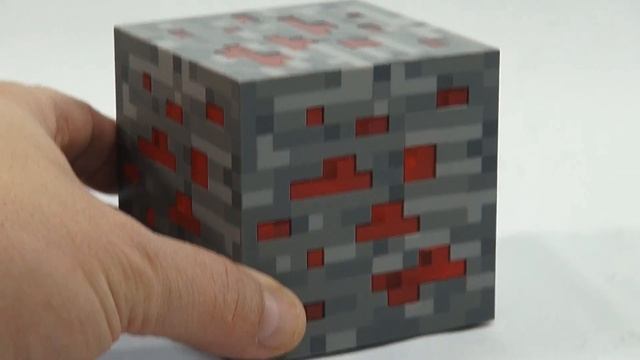 Minecraft Light Up Redstone Ore & Creeper Drinking Mug смотреть онлайн