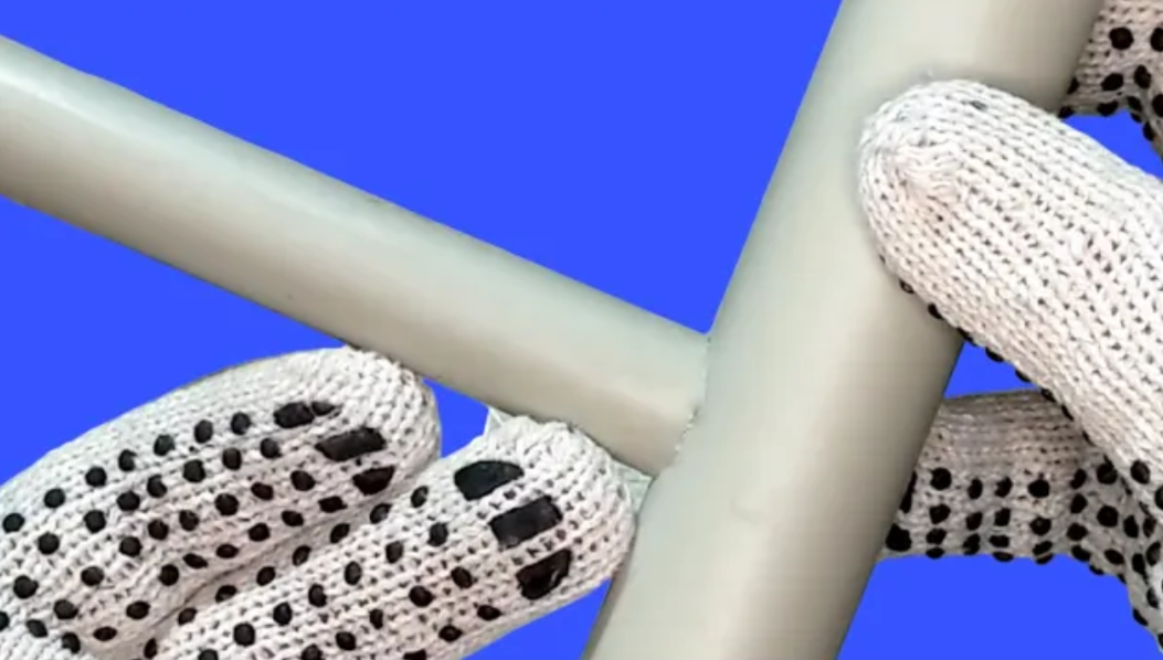 Хитрая пайка полипропиленовых труб разного диаметра смотреть онлайн