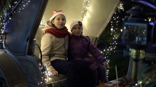 Jingle bells - Новогодняя песня в это волшебное время смотреть онлайн