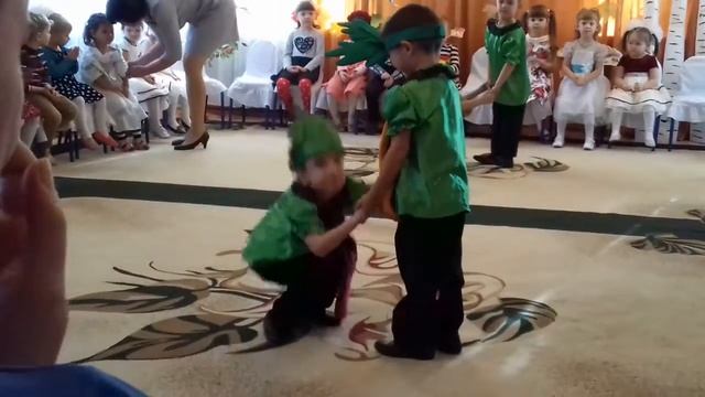 Праздник осени . Танец //28.10.2016// смотреть онлайн