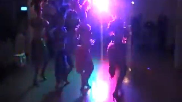 Dansatori Chisinau танцоры на торжества в Кишиневе 069256477 Samba braziliana смотреть онлайн