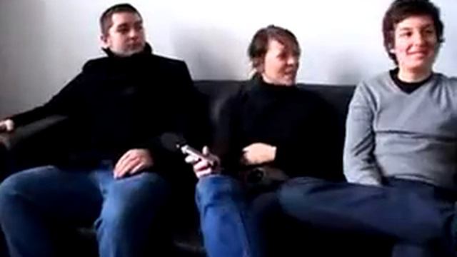 Arctic Monkeys Interview - FreshClips - Matt Helders & Andy Nicholson - March 2006 смотреть онлайн