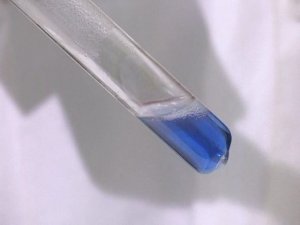 Химия. Опыты. Органика. Качественная реакция на альдегиды с гидроксидом меди