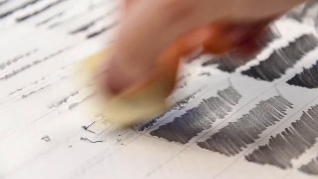 ЛУЧШИЙ ЛАСТИК! | Тестируем самые популярные ластики смотреть онлайн