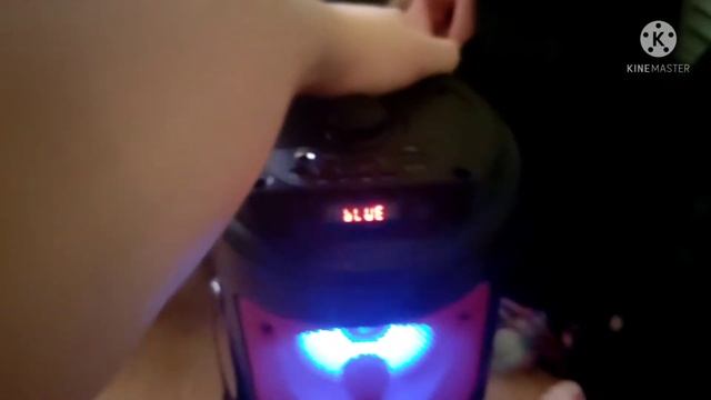 Мы смотрим обзор Bluetooth Колонки BtSpeaker красного цвета.