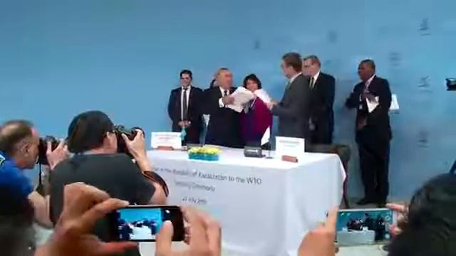 враги Казахстана - винявский жовтис абляз храпа сдохли от асфиксии захлебнувшись в своем дерьме смотреть онлайн