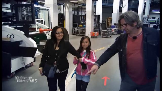 Ed Sheeran überrascht Tiara aus Deutschland nach NYC смотреть онлайн