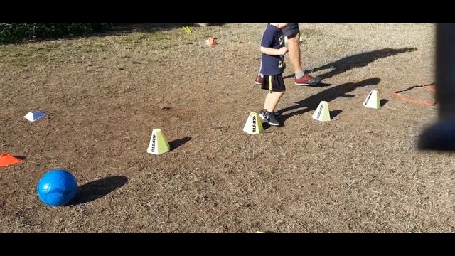 Тренировка по футболу для 3 летних смотреть онлайн