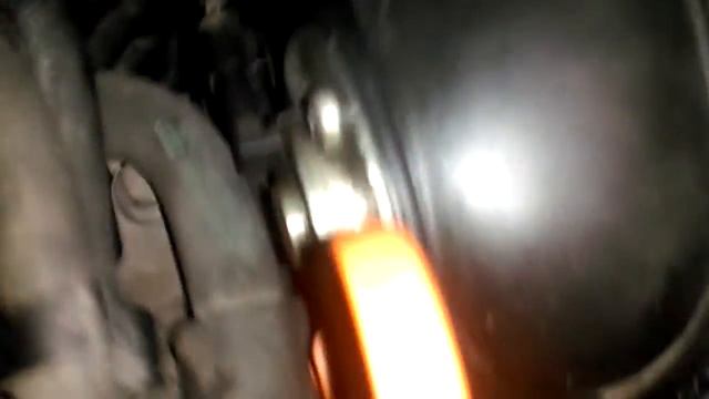 бульканье двигателя BZB 1.8 TSI смотреть онлайн