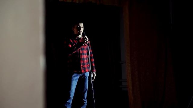 Видео Клип ДЕРЕВНЯ муз и сл В Орлов, исп А Орлов 50мбит смотреть онлайн