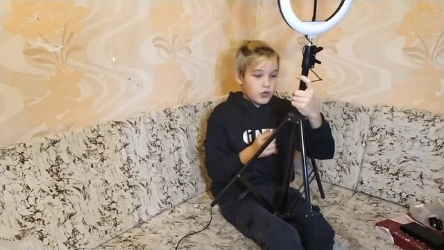 Кольцивая лампа Raygood RK-40 с Wildbirries|[обзор]плюсы и минусы | Первое впечатление смотреть онлайн