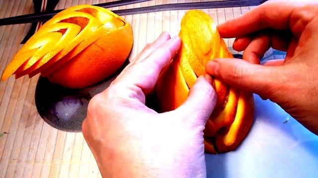 Роза из киви! Как красиво нарезать фрукты! Rose Of Kiwi! Decoration Of Fruits!