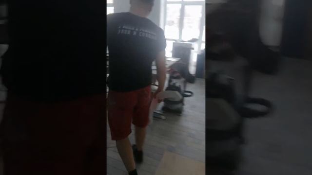 Монтаж гибкого полеуретана, молдинга, как согнуть его под 45" смотреть онлайн