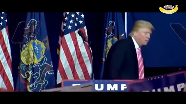 О чем на самом деле сказал Дональд Трамп?//Donald Trump Mocks Hillary Clinton смотреть онлайн