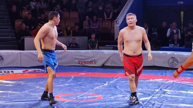 Дьулустан Калачев Софрон Софронов Саха Арена-9 1.12.2023 Якутск смотреть онлайн