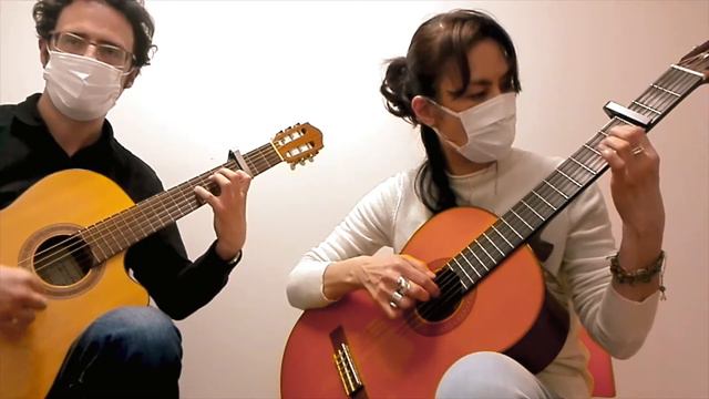 "A Mi Manera" (Latin version of "My Way") played by Momo & Carl смотреть онлайн
