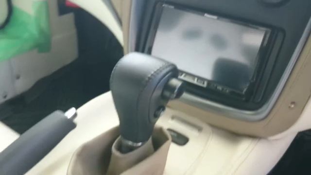 Очень японский автомобиль. Mitsuoka. 光岡. Небольшой репортаж из салона в Киото. смотреть онлайн