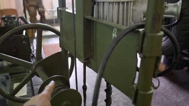 Военная столярно-строительная мастерская с электроинстр. смотреть онлайн