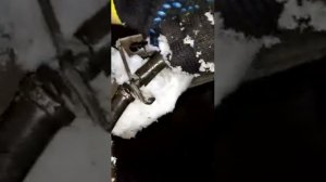 замена троса ручника Нива Шевроле