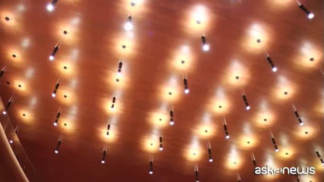 Anteprima del Centro Congressi di Roma: ecco la Nuvola di Fuksas смотреть онлайн