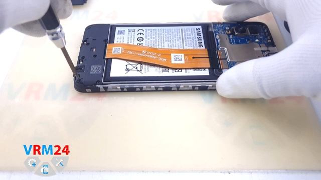 Как разобрать ? Samsung Galaxy A03 SM-A035 Разборка и ремонт смотреть онлайн
