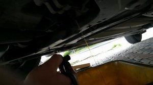 Замена масла в КПП Peugeot 308 1.6 HDI (2007-2010) без снятия аккумулятора.