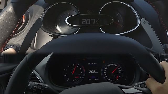 Hyundai i30N (P) vs. Renault Clio RS Trophy 0-200 Km/h Tacho POV смотреть онлайн