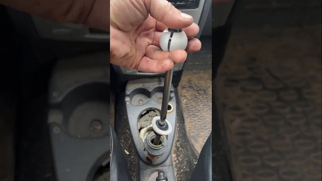 Ремонт рычага КПП Рено Логан. ЛАЙФХАК