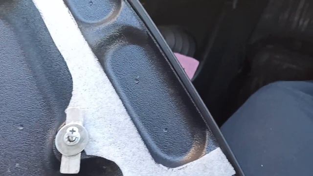 Салонный фильтр в Ниву Лада 4х4 и накладка на воздухозаборник капота смотреть онлайн