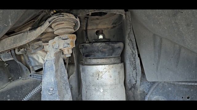 рендж ровер упала подвеска Land Rover не поднимается пневмо