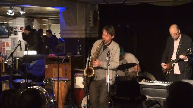 Steven Bernstein - Jesper Løvdal смотреть онлайн