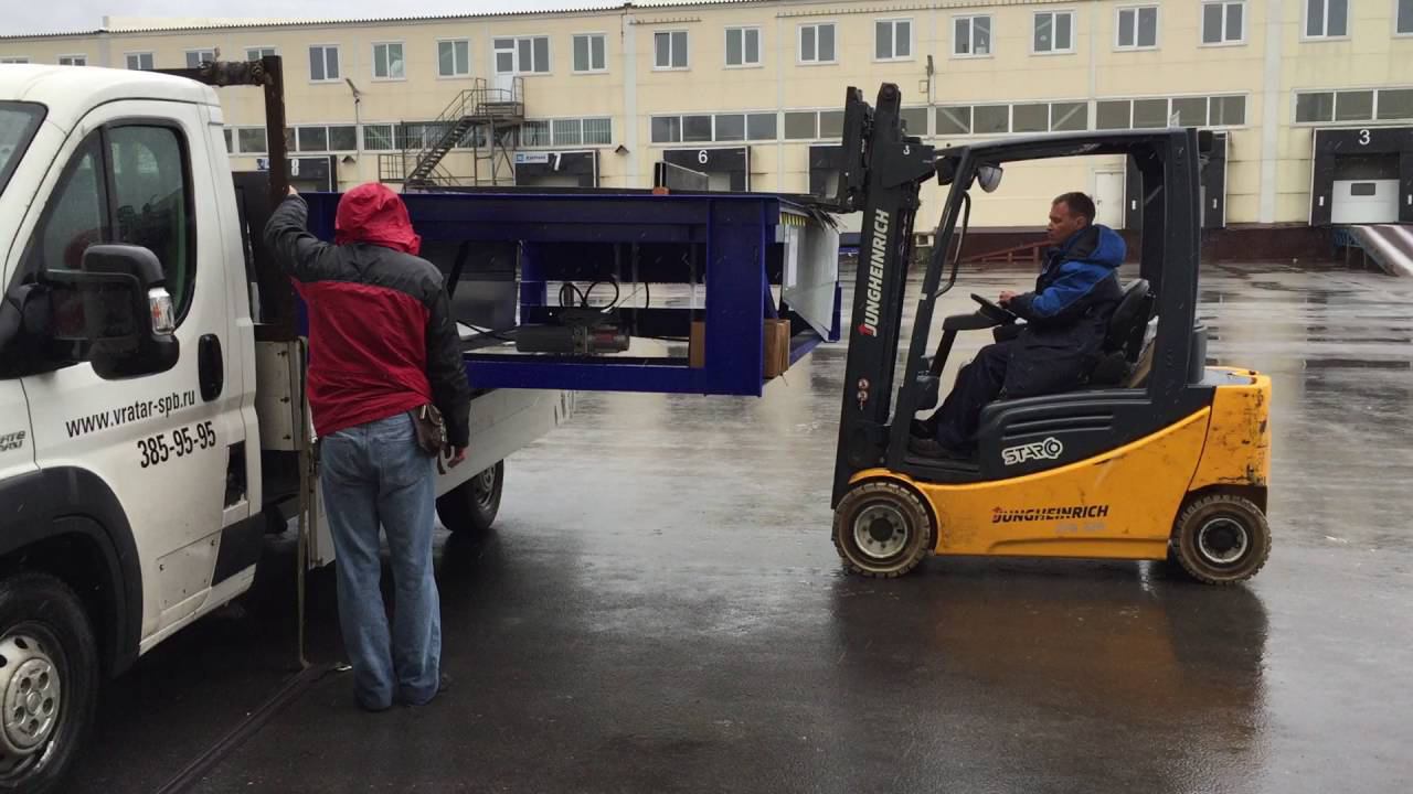 Компания "ВРАТАРЬ". Разгрузка товара. смотреть онлайн