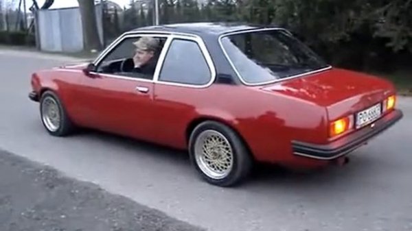 Opel Ascona b