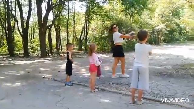 Dansuri pentru copii. Chisinau in aer liber 2020 .Танцы для детей на свежем воздухе смотреть онлайн
