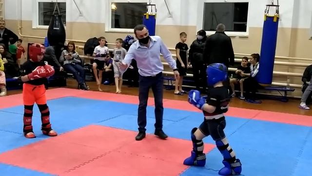 Азоян Азиз и Охилко Дарий, турнир в ДЮСШ 2.