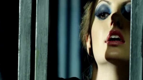 Alexandra Stan - Mr Saxobeat (Official Video) 