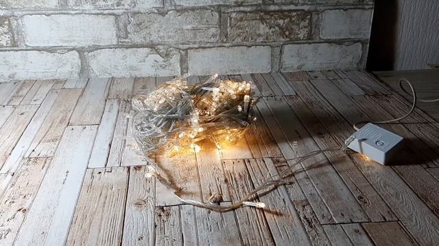 LED Гирлянда светодиодная теплый белый прозрачный провод смотреть онлайн