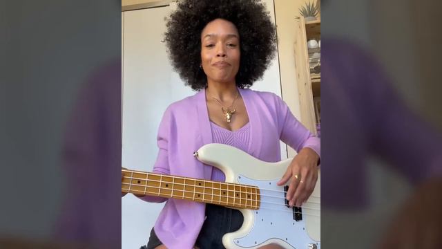 April Kae on Writing Vibey Basslines | Technique of the Week | Fender смотреть онлайн