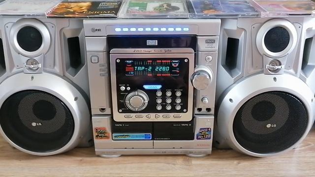 музыкальный центр LG LM-K3730 смотреть онлайн