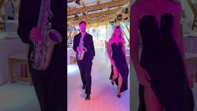 Кавер дуэт на Новый Год, корпоратив, вокал и саксофон на новогоднюю вечеринку, музыка для праздника смотреть онлайн