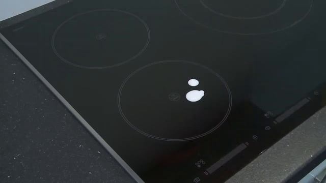 Чистка стеклокерамики Bosch смотреть онлайн