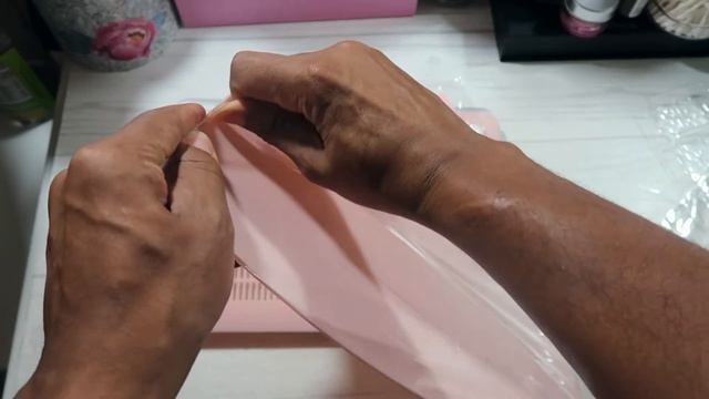 Pink Case Cover For MacBook Pro Unboxing and Installation смотреть онлайн