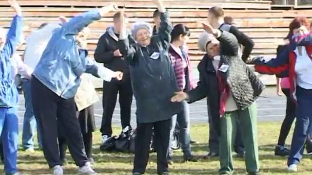 Видео-поздравление от внучат для любимых бабушек и дедушек! смотреть онлайн